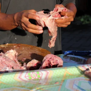 Doa Menerima Daging Kurban di Hari Raya Iduladha Sesuai Sunnah